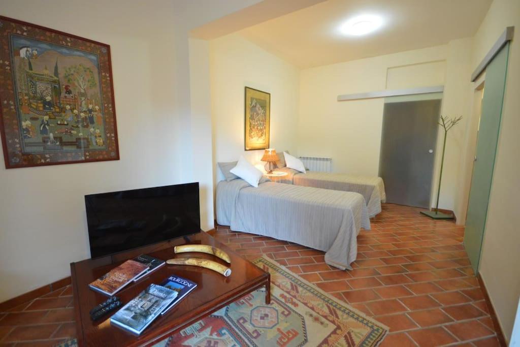Apartment In Luxuryproperty Privatepool Garden Bbq Airc X8 Castelnuovo Di Porto Extérieur photo