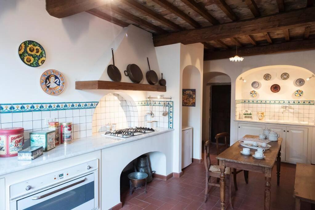 Apartment In Luxuryproperty Privatepool Garden Bbq Airc X8 Castelnuovo Di Porto Extérieur photo