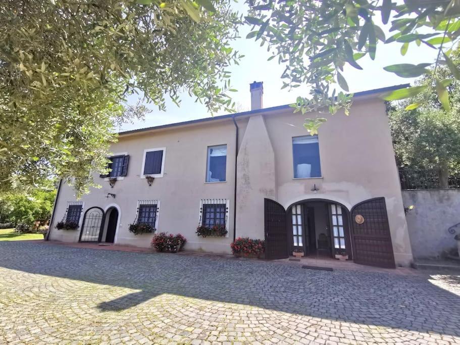 Apartment In Luxuryproperty Privatepool Garden Bbq Airc X8 Castelnuovo Di Porto Extérieur photo