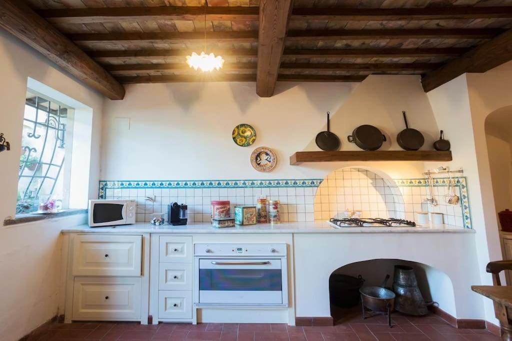 Apartment In Luxuryproperty Privatepool Garden Bbq Airc X8 Castelnuovo Di Porto Extérieur photo